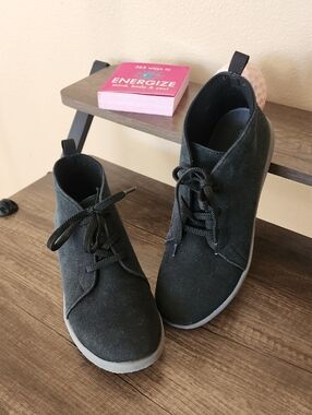 Easy SPIRIT Black Lace-Up Suede-Look Wedge Sneakers